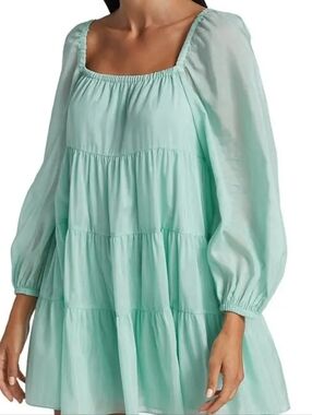 Alice + Olivia Rowen Tiered Square-Neck Dress in Waterfall Size M